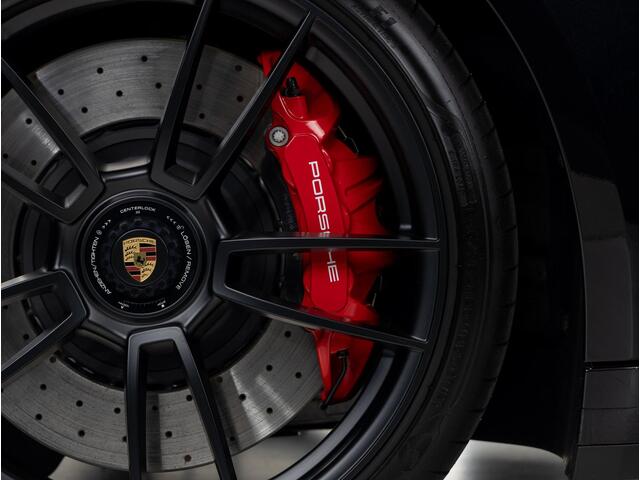 Porsche 911 Carrera 4 GTS Cabriolet