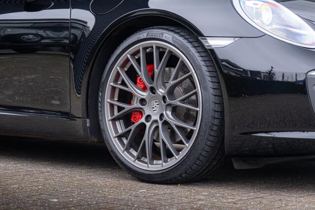 Porsche 911 3.0 Carrera / Sportuitlaat / Apple Carplay / Dealeronderhouden / Panorama dak /