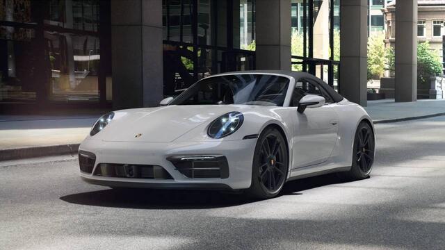 Porsche 911 Carrera 4 GTS Cabriolet