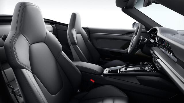 Porsche 911 Carrera 4 GTS Cabriolet