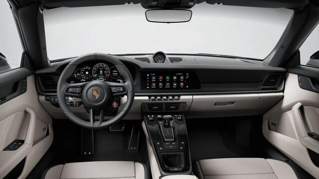 Porsche 911 Carrera GTS Cabriolet