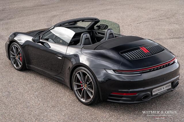 Porsche 911 Cabrio 3.0 Carrera 4 S sportuitlaat, sportstoelen