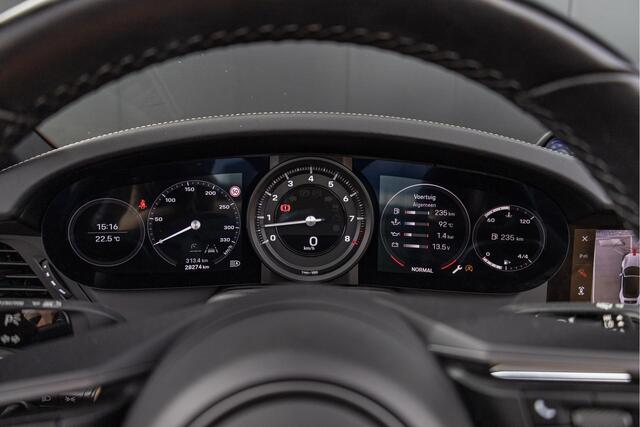 Porsche 911 Cabrio 3.0 Carrera S |Front lift | Achteras sturing | Matrix LED | BOSE Sound | Stoelverwarming + Koeling | Sport Chrono |