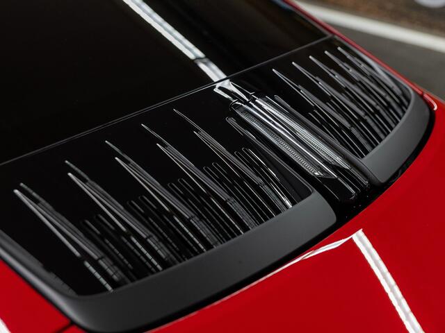 Porsche 911 Carrera 4 GTS