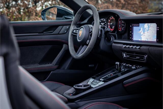 Porsche 911 Cabrio 3.0 Carrera GTS Carbon Sport Design Bose