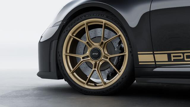 Porsche 911 992.2 GT3 Weissach Pakket 911 4.0 GT3 Lift BOSE Club Sport