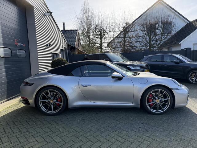 Porsche 911 Cabrio 3.0 Carrera S 450PK | Sport Chrono | Sport Uitlaat | 360* Camera | Stoelventilatie/Verwarming | DAB |