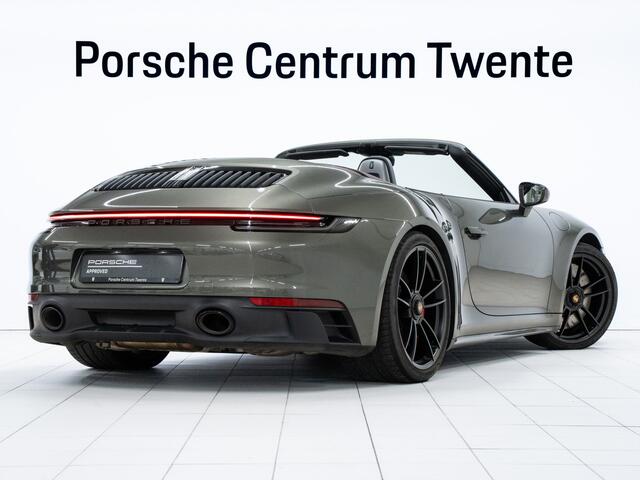 Porsche 911 Carrera 4 GTS Cabriolet