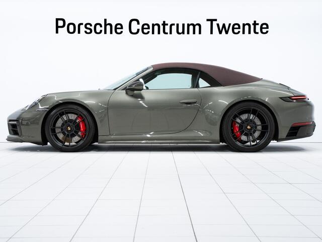 Porsche 911 Carrera 4 GTS Cabriolet
