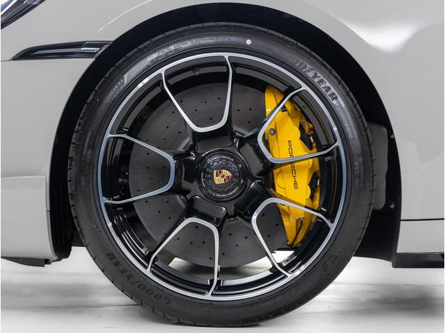 Porsche 911 Turbo S Cabriolet