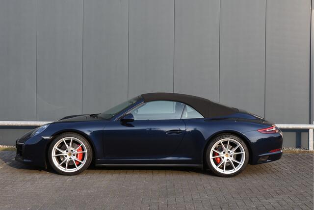Porsche 911 991.2 Cabrio 3.0 Carrera GTS