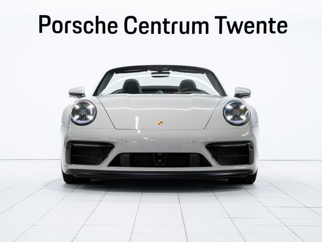 Porsche 911 Carrera 4 GTS Cabriolet
