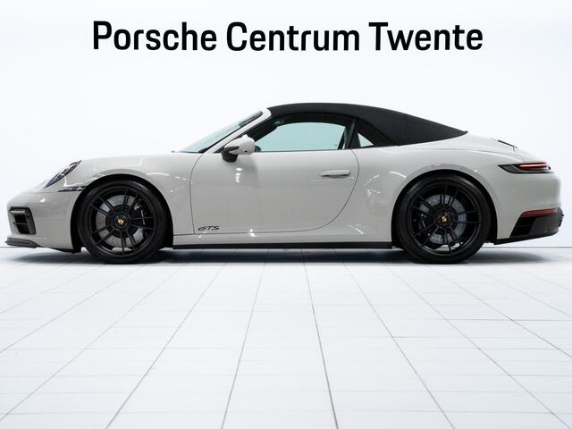Porsche 911 Carrera 4 GTS Cabriolet