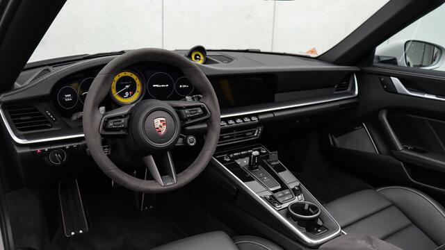 Porsche 911 Cabrio 3.8 Turbo S | Akrapovic | Burmester | Lift | Stoelventilatie | PPF | InnoDrive | Matrix-led