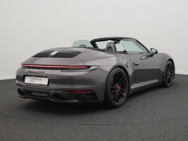Porsche 911 Carrera 4 GTS Cabriolet