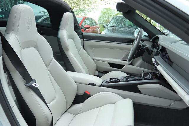 Porsche 911 Targa 4S 3.0 450 PK 992 ORIG. NL | SPORTDESIGN | 18-WEG | CHRONO | SPORTUITLAAT | 360 CAMERA | BOSE | 20 INCH LMV