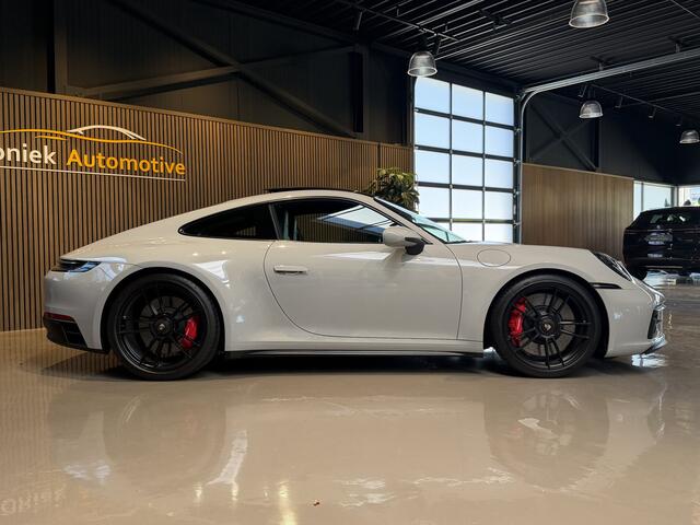 Porsche 911 3.0 Carrera GTS 992 Sportchrono
