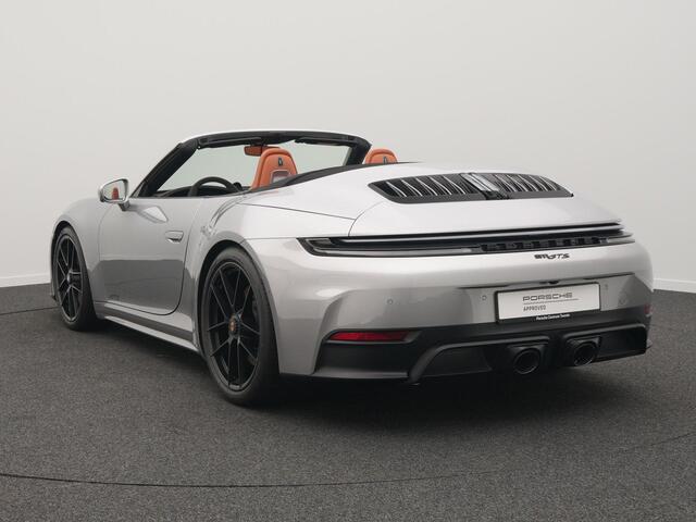 Porsche 911 Carrera 4 GTS Cabriolet