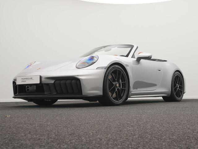 Porsche 911 Carrera 4 GTS Cabriolet