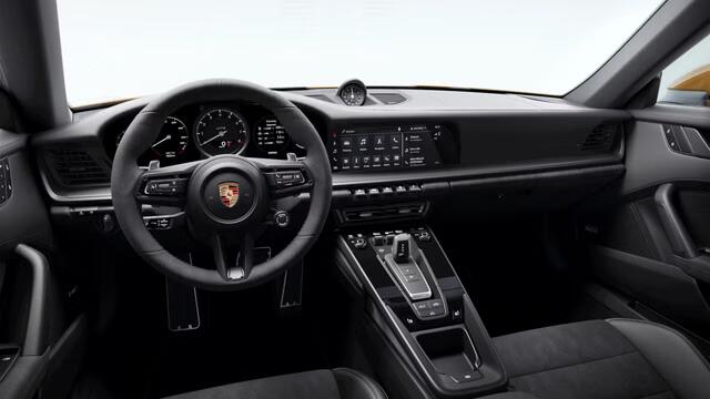 Porsche 911 Carrera GTS Cabriolet