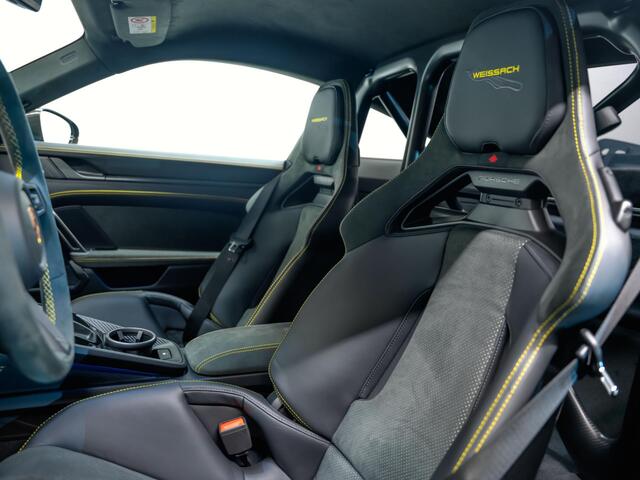 Porsche 911 GT3 Manthey Kit