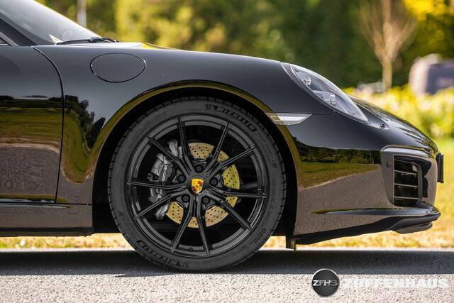 Porsche 911 Cabrio 3.0 Carrera LED sportuitlaat stoelventilatie adapt cruise