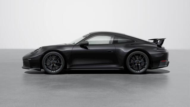 Porsche 911 Carrera 4 GTS