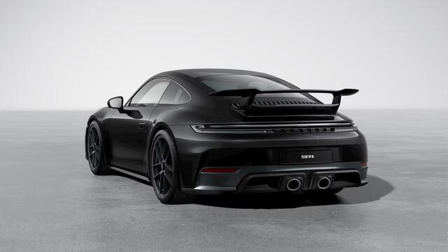 Porsche 911 Carrera 4 GTS