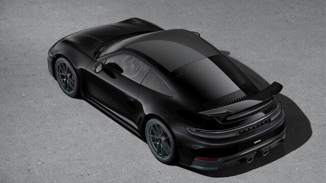 Porsche 911 Carrera 4 GTS