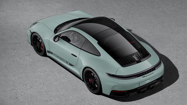 Porsche 911 Carrera GTS