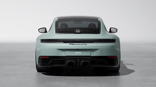 Porsche 911 Carrera GTS