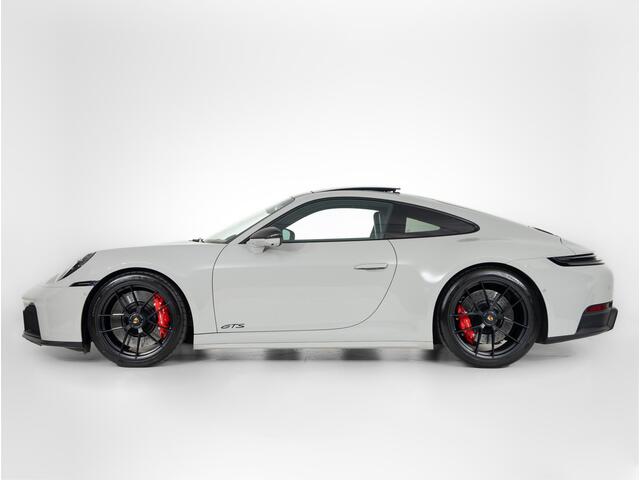 Porsche 911 Carrera 4 GTS
