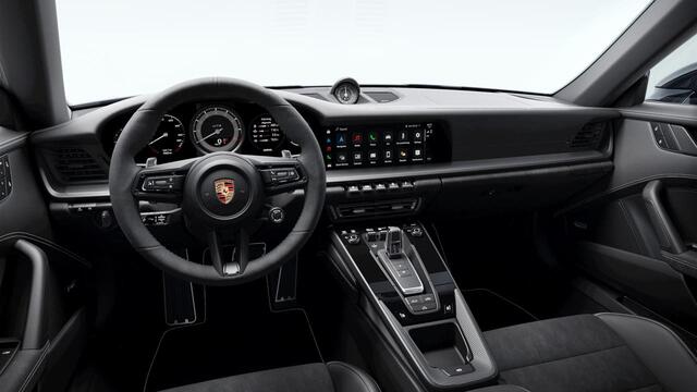 Porsche 911 Carrera GTS Cabriolet