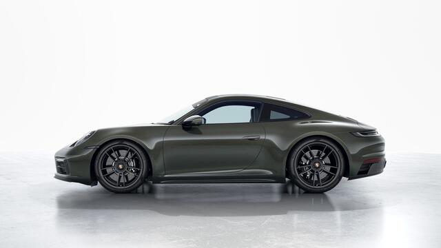 Porsche 911 Carrera 4 GTS