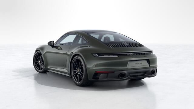 Porsche 911 Carrera 4 GTS