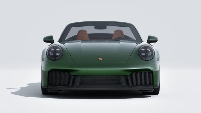 Porsche 911 Carrera 4 GTS Cabriolet