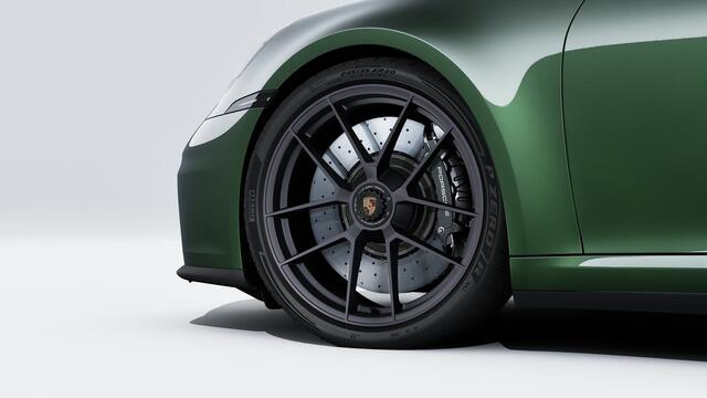 Porsche 911 Carrera 4 GTS Cabriolet