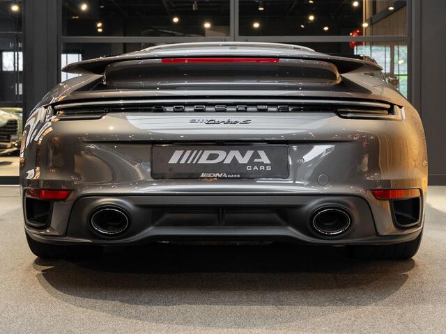 Porsche 992 911 Turbo S Cabriolet Burmester Ventilatie 911 3.8 Turbo S Cabriolet Carbon