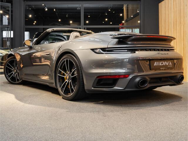 Porsche 992 911 Turbo S Cabriolet Burmester Ventilatie 911 3.8 Turbo S Cabriolet Carbon