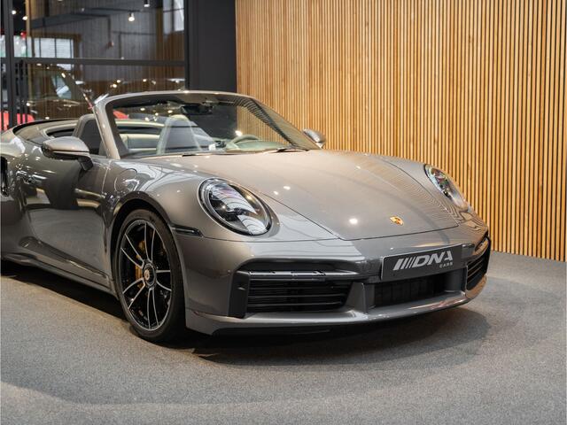 Porsche 992 911 Turbo S Cabriolet Burmester Ventilatie 911 3.8 Turbo S Cabriolet Carbon