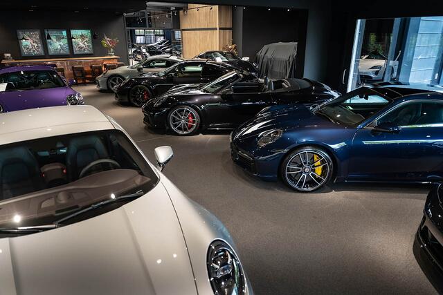 Porsche 992 2de Kerstdag Geopend 911 Turbo S Cabrio Gele Stiksels Burmester 911 3.8 Turbo S Volleder Ventilatie