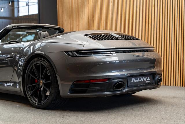 Porsche 992 911 4S Cabriolet Lift Stoelventilatie Sportdesign 3.0 Carrera 4S Bose Sportuitlaat