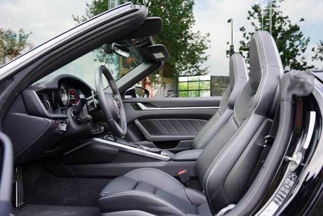 Porsche 992 911 Cabriolet 3.8 Turbo S BTW 5 D.Km Lifting