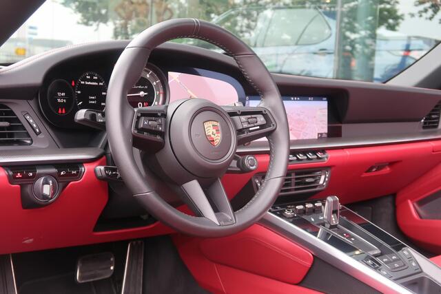 Porsche 992 911 Cabriolet 3.8 Turbo S 650 Pk