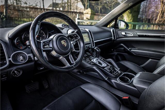 Porsche CAYENNE 3.0 D Sport Chrono 21" Panorama