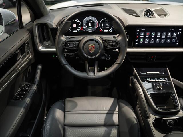 Porsche CAYENNE Coupé E-Hybrid Carbon 3.0 E-Hybrid Pano Bose Innodrive
