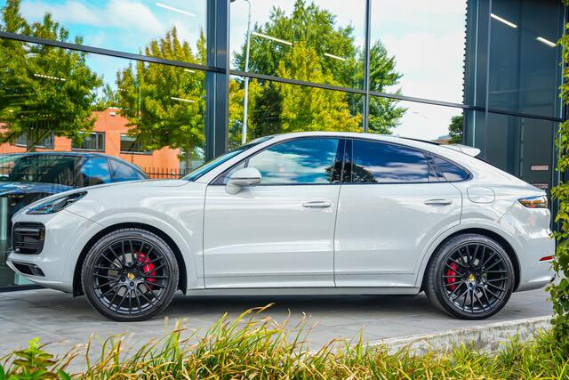 Porsche CAYENNE Coupé E-Hybrid 3.0 462pk |Org. NL|BTW|panoramadak|sport chrono|sportdesign|Bose|sportstoelen 18-voudig|memory|luchtvering|360 camera|achterasbesturing|sportuitlaat|elek. achterklep|