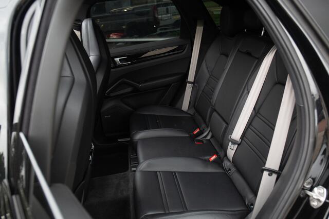 Porsche CAYENNE 3.0 E-Hybrid Platinum Edition