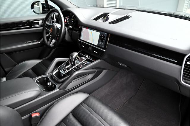 Porsche CAYENNE 3.0 E-Hybrid 462 PK / SPORT DESIGN / PANO / SPORT CHRONO / BOSE / MEMORY / SFEERVERLICHTING / 22"