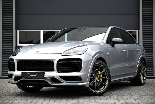 Porsche CAYENNE Coupé 3.0 E-Hybrid / LIGHTWEIGHT / SPORT DESIGN / PDLS LED / SPORT CHRONO / ALCANTARA / 360 CAMERA